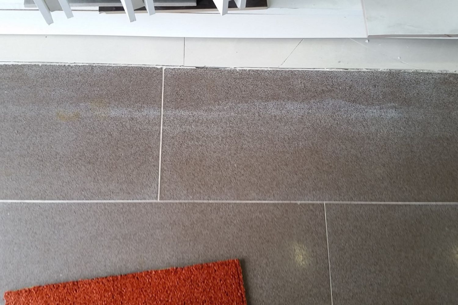 how-to-remove-grout-haze-from-porcelain-tile-4-methods